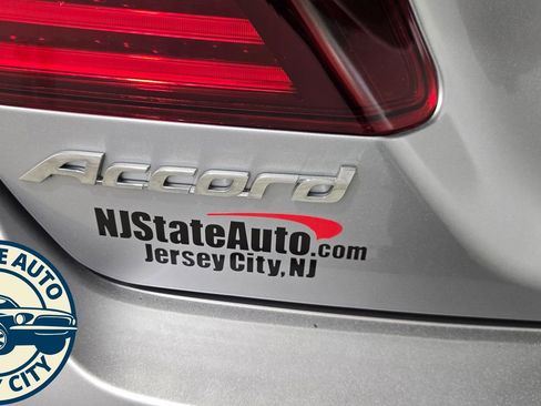Used 2017 Honda Accord EX-L image 33