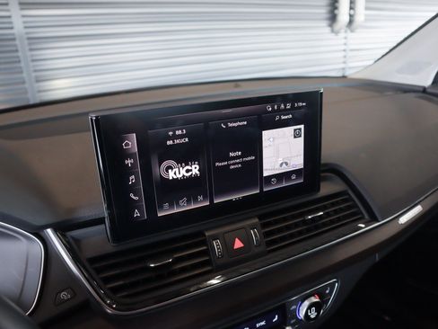 Used 2023 Audi Q5 2.0T Premium Plus w/ Premium Plus Package AWD/4WD image 22