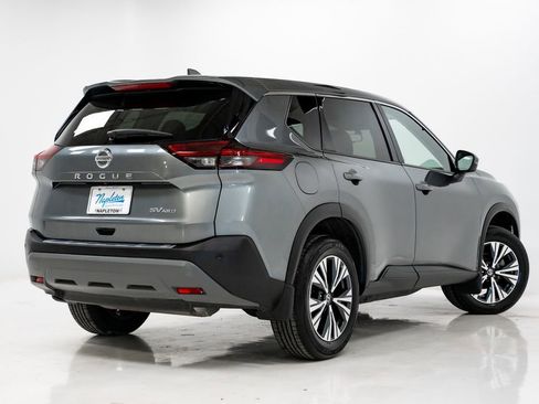 Used 2021 Nissan Rogue SV image 29