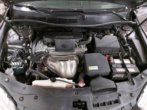 Used 2016 Toyota Camry XLE FWD image 33