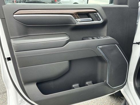 Used 2022 Chevrolet Silverado 1500 LT Trail Boss w/ Protection Package image 14