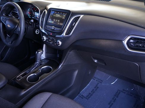 Used 2021 Chevrolet Equinox LT image 11