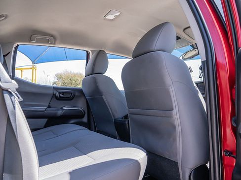 Used 2022 Toyota Tacoma SR5 RWD image 22