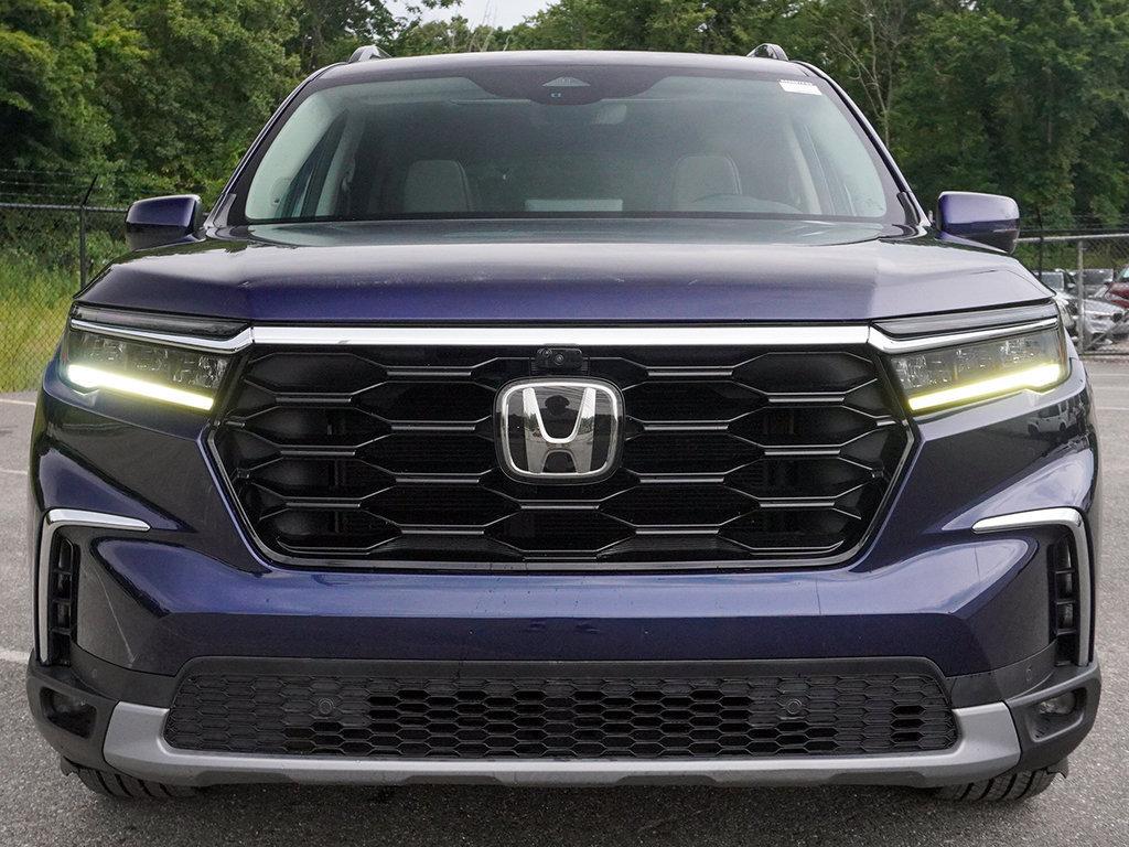 Used 2023 Honda Pilot Elite image 16