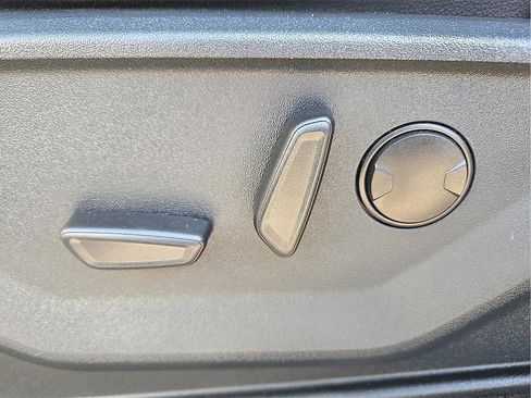 New 2025 Ford F150 Lariat w/ FX4 Off-Road Package image 13