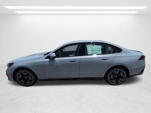 New 2027 BMW 530i w/ M Sport Package RWD image 7