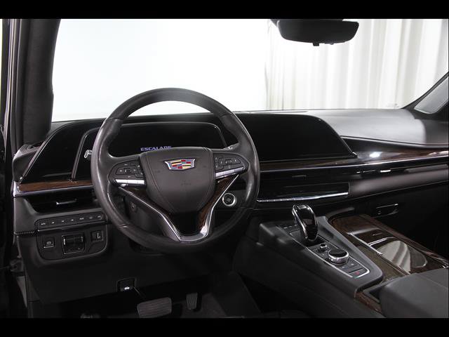 Used 2023 Cadillac Escalade Premium Luxury Platinum w/ Heavy-Duty Trailer Package AWD/4WD image 7