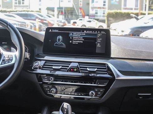 Certified 2023 BMW 530e 530e w/ M Sport Package image 13