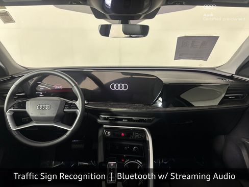 Used 2025 Audi Q5 Premium Plus w/ Premium Plus AWD/4WD image 17