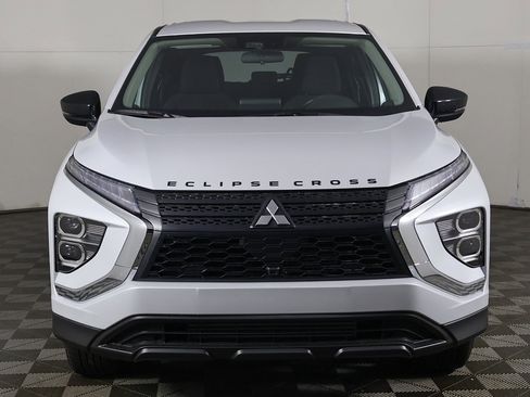 New 2026 Mitsubishi Eclipse Cross LE image 8