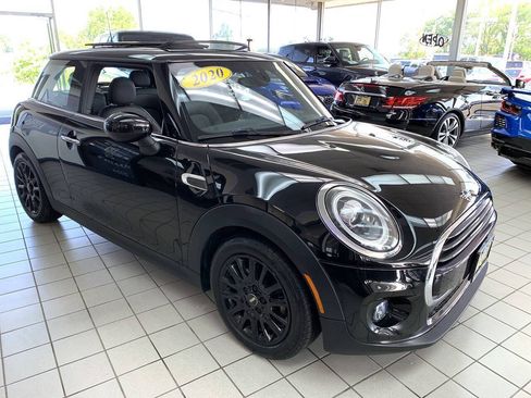 Used 2020 MINI Cooper 2-Door Hardtop FWD image 4