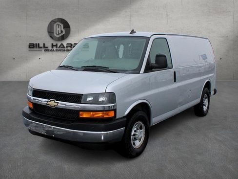 Used 2018 Chevrolet Express 2500 w/ Driver Convenience Package image 1