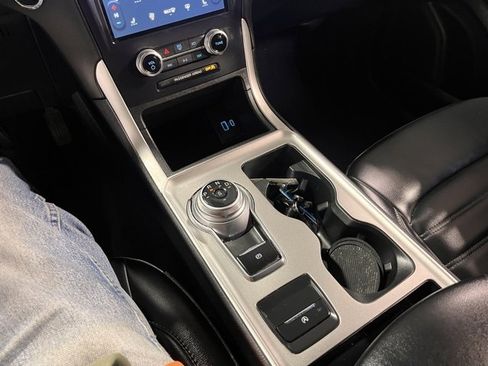 Used 2023 Ford Edge SEL image 28