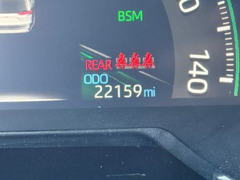 Used 2024 Toyota RAV4 XLE Premium FWD image 25
