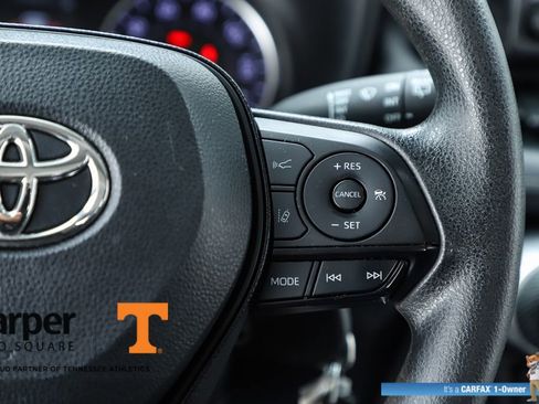 Used 2020 Toyota RAV4 LE image 22