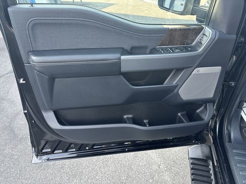 Used 2024 Ford F350 Lariat w/ Camper Package image 15