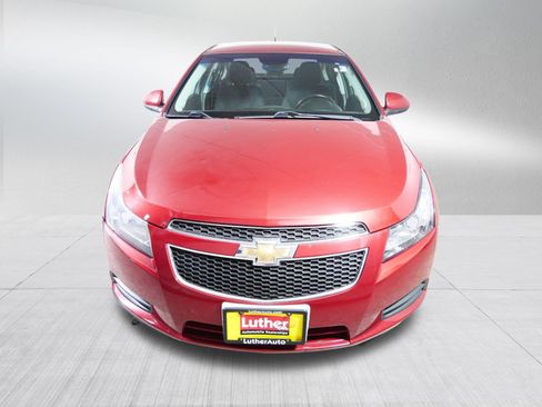 Used 2014 Chevrolet Cruze LT FWD image 2
