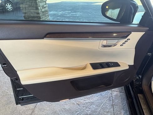 Used 2016 Lexus ES 350 image 20