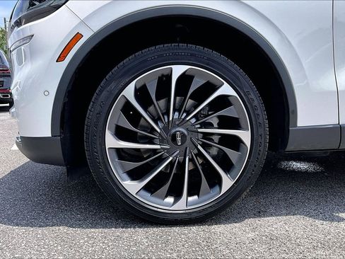 Used 2023 Lincoln Aviator Reserve w/ Equipment Group 201A AWD/4WD image 33
