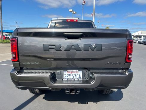 Used 2025 RAM 2500 Big Horn AWD/4WD image 19