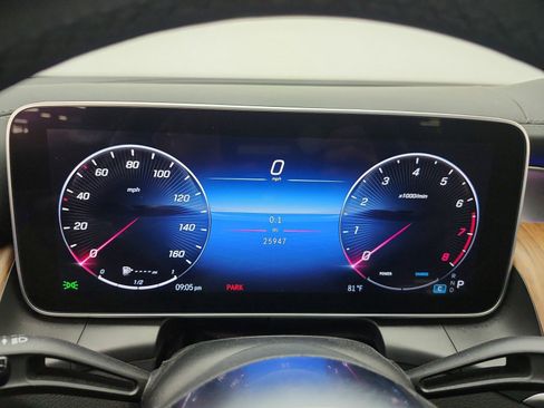 Certified 2023 Mercedes-Benz GLC 300 image 12