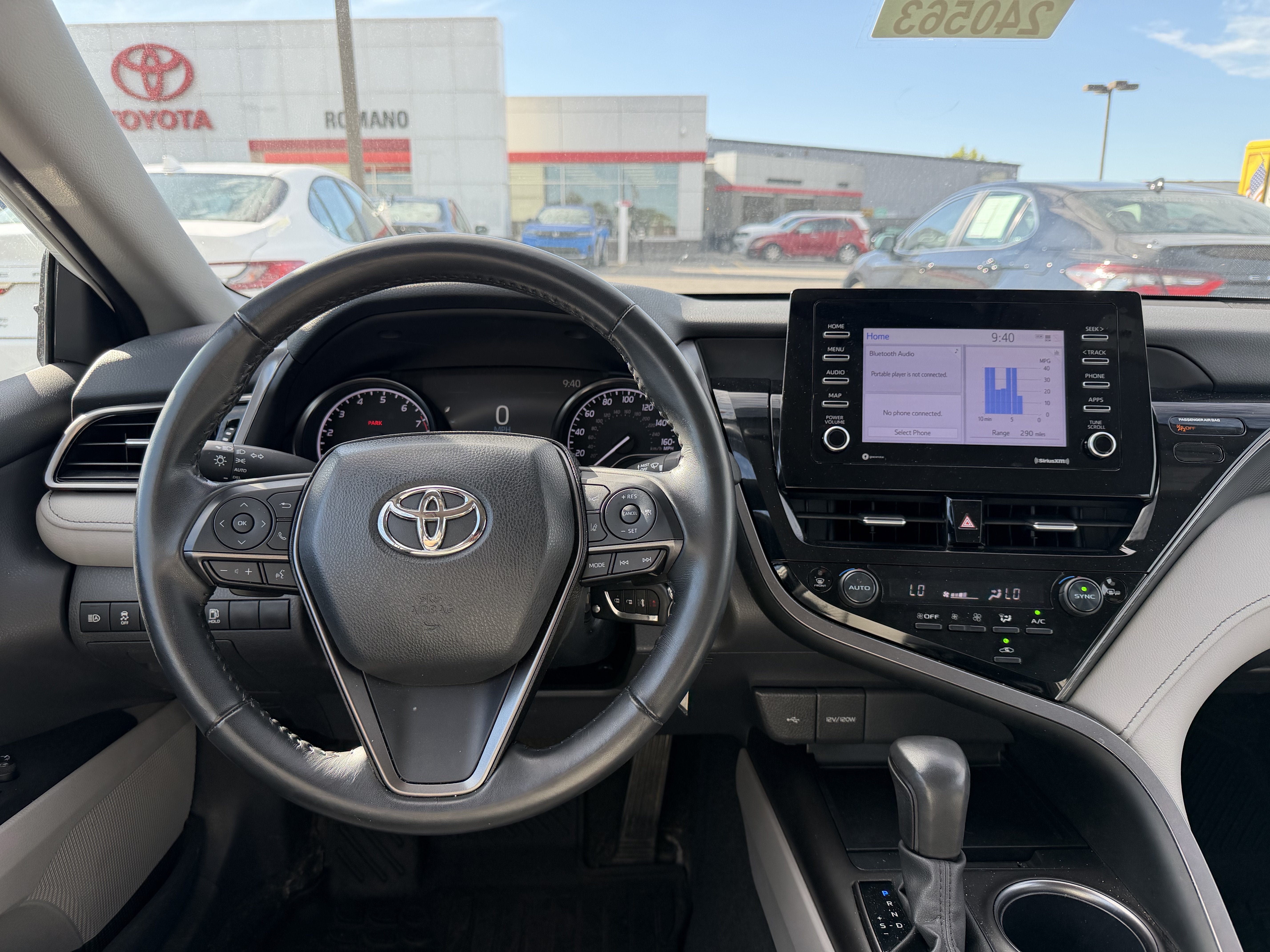 Used 2024 Toyota Camry SE AWD/4WD image 12