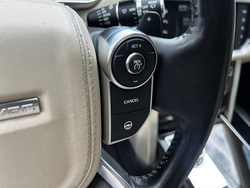 Used 2016 Land Rover Range Rover HSE AWD/4WD image 35