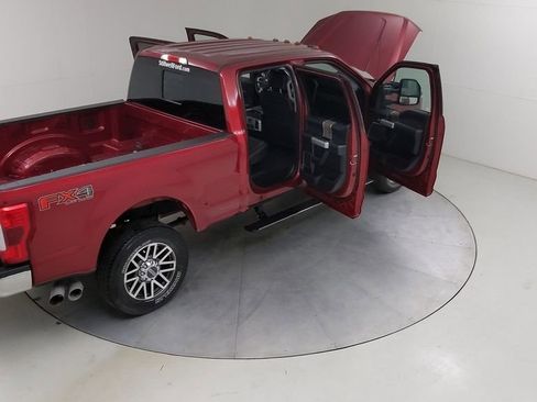 Used 2019 Ford F250 Lariat w/ Lariat Ultimate Package AWD/4WD image 53