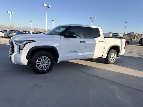 Used 2024 Toyota Tundra SR5 w/ SR5 Convenience Package RWD image 8