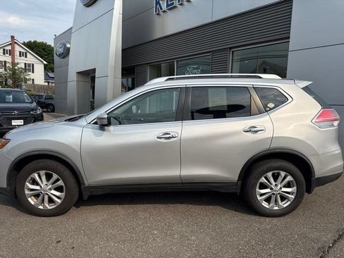Used 2016 Nissan Rogue SV FWD image 9