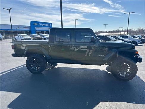 Used 2021 Jeep Gladiator Overland w/ Popular Equipment Package image 6