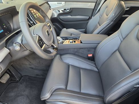 New 2026 Volvo XC90 T8 Ultra w/ Lounge Package AWD/4WD image 10