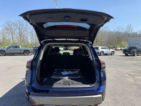 Used 2026 Nissan Rogue SL image 7