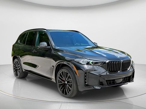 New 2026 BMW X5 xDrive40i w/ Executive Package AWD/4WD image 3