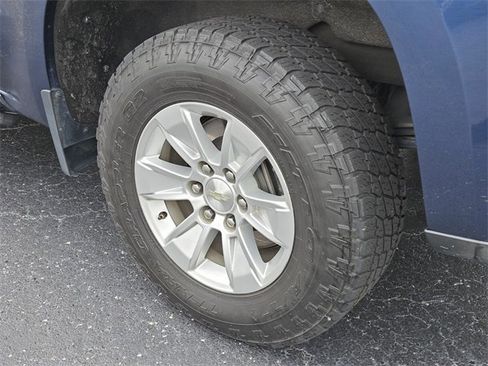 Used 2019 Chevrolet Silverado 1500 LT w/ All-Star Edition image 9