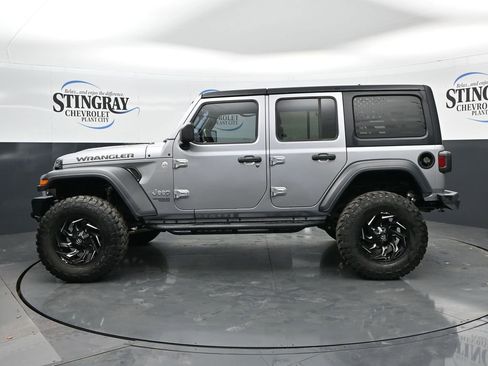Used 2021 Jeep Wrangler Unlimited Sport image 4