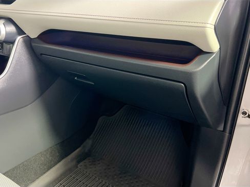 Used 2021 Toyota RAV4 Limited image 35