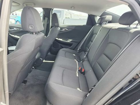 Used 2023 Chevrolet Malibu LS FWD image 9
