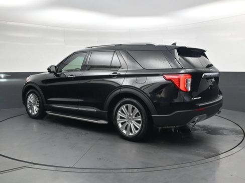 Used 2024 Ford Explorer Limited w/ Limited Technology Package RWD image 12