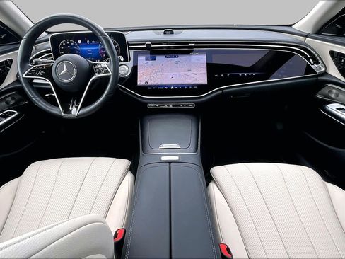 Certified 2025 Mercedes-Benz E 350 4MATIC Sedan image 16