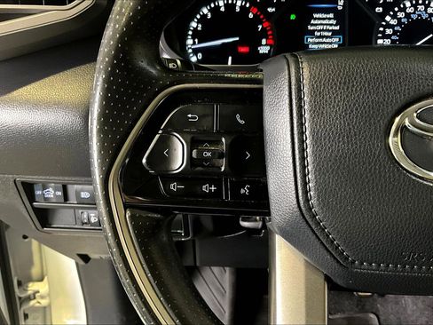 Used 2022 Toyota Tundra SR5 image 11