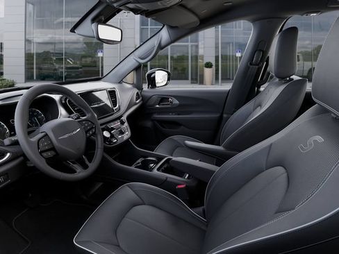 New 2026 Chrysler Pacifica Limited w/ S Appearance Package FWD image 22