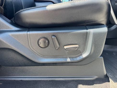 Used 2020 Ford F150 Lariat AWD/4WD image 35