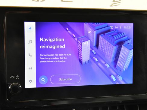 Used 2024 Toyota Corolla SE w/ SE Package image 24