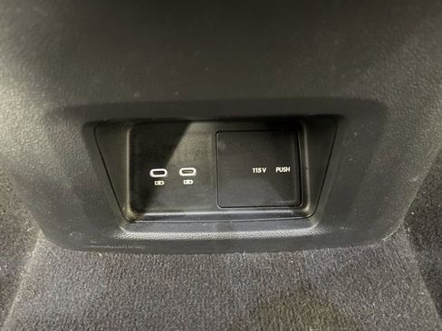 Used 2024 Volkswagen Atlas Peak Edition SEL image 48