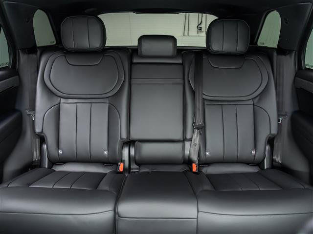 New 2027 Land Rover Range Rover Sport Dynamic SE AWD/4WD image 17