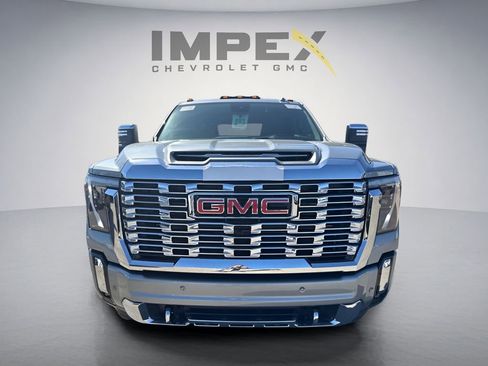 Used 2026 GMC Sierra 3500 Denali w/ Technology Package AWD/4WD image 6