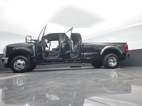 Used 2026 Ford F350 Lariat w/ Lariat Premium Package AWD/4WD image 75