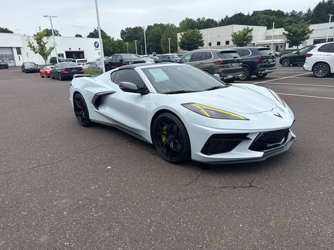 Used 2024 Chevrolet Corvette Stingray Preferred Cpe w/ Z51 Performance Package RWD image 8