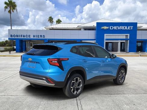 New 2026 Chevrolet Trax LT FWD image 4